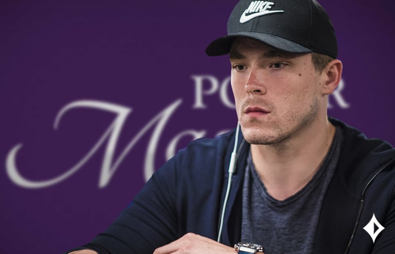 Уильям Фоксен стал одним из первых чемпионов Poker Masters Online, обыграв Артура Мартиросяна